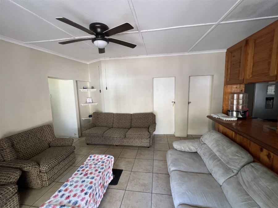 4 Bedroom Property for Sale in Berea Eastern Cape